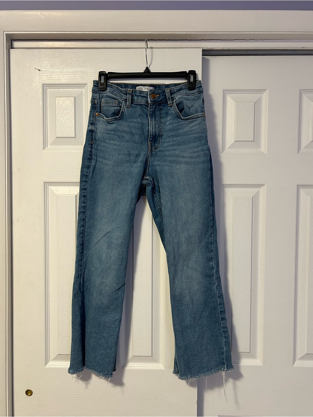 Zara Men's Straight-Leg Mid Blue Jeans